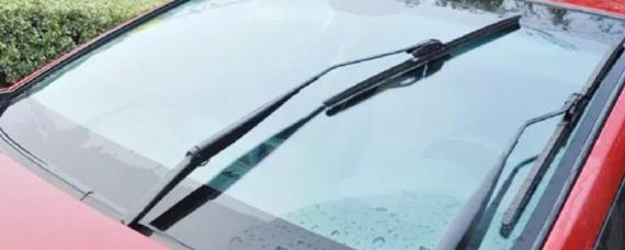 雨刮器转动很慢无力