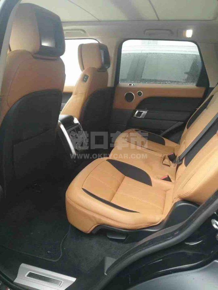 fceed7e9af4d46be808e88b556276199