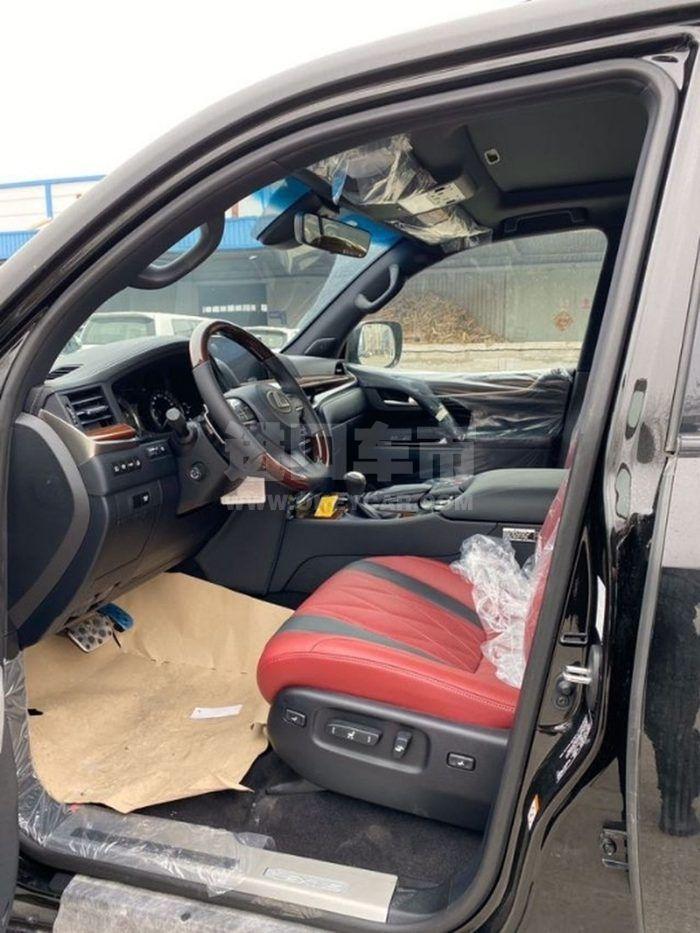 5518daf2710c4464a4f9f8183145bb51