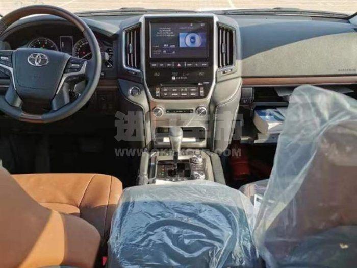 faa9edbee7d84c12aa5de8ffb7f5cfe6