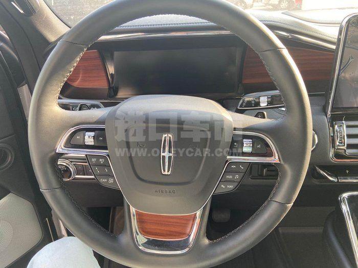 6347938d70404f7371f03a38ba155a9