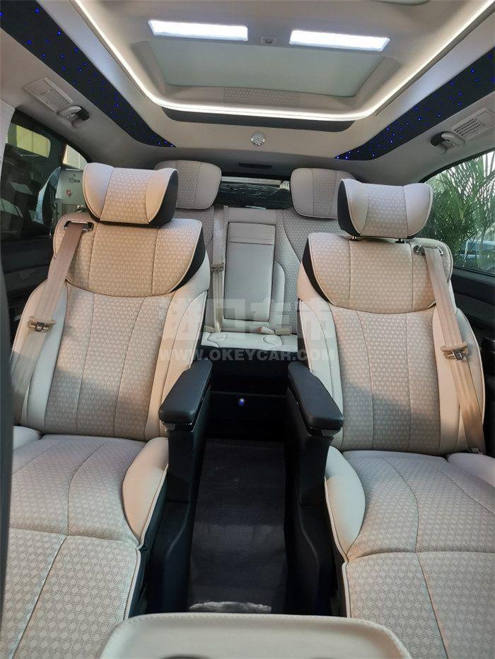 81d64c752638f5e59cb98f4797b9d90c