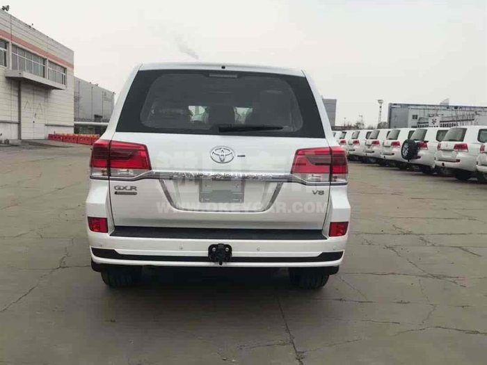 8f0de526e4c943889327d56fbb64420f