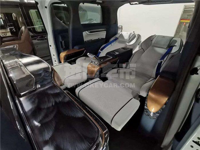 245a3e934d8d52080f60506def9091b