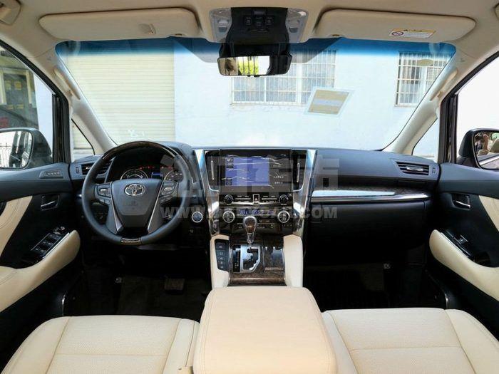 f_900x675_0_q87_autohomecar__ChsEnF6L8taAUmTdAAHtSrNxOhY629