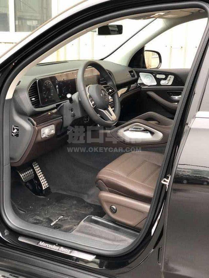 28684e2baf8e4e1f9a6ec969ae001a16