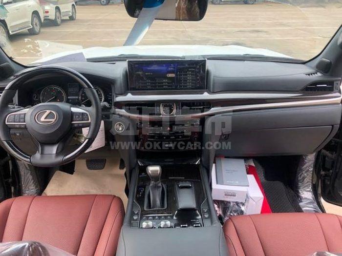 9754d5ac303bef1bd354e15893e4930