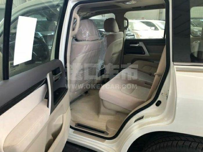 18ecf884e16c4fdf97804ae22855da01