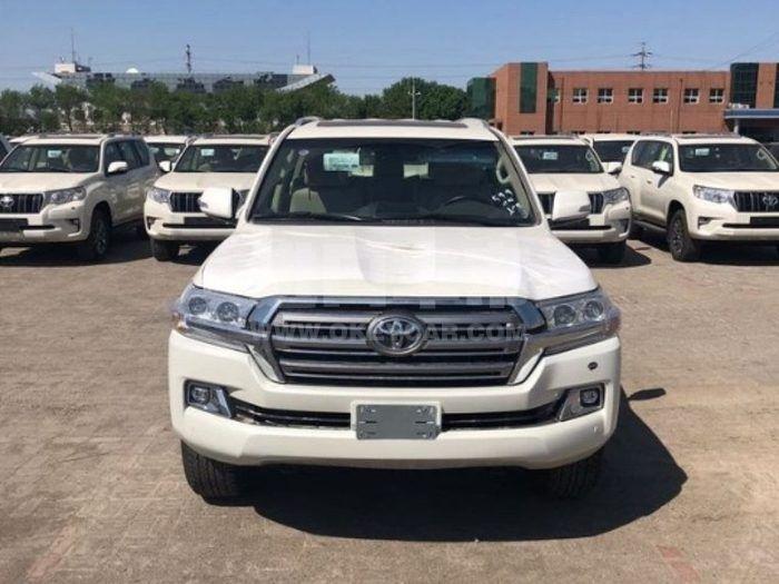 dbc99958baef4a988f8e6cbe7ecb3717