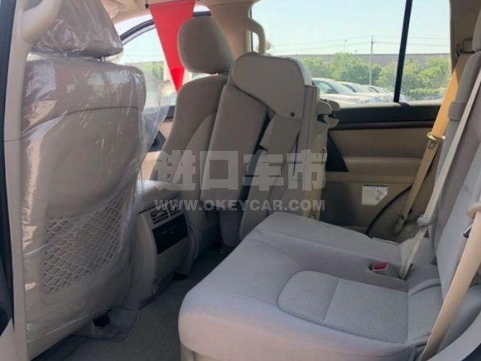 555e88cc35134c0e86c2754ce127af29