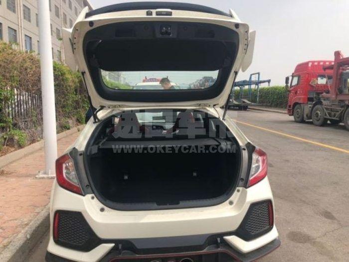 ec79023e9e294d3a87a3a46ce95582e5