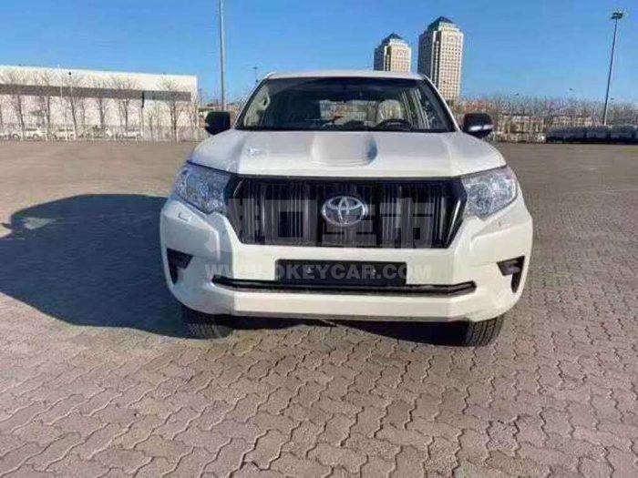 82c90b78f7c3448698a0e84e08b48c59