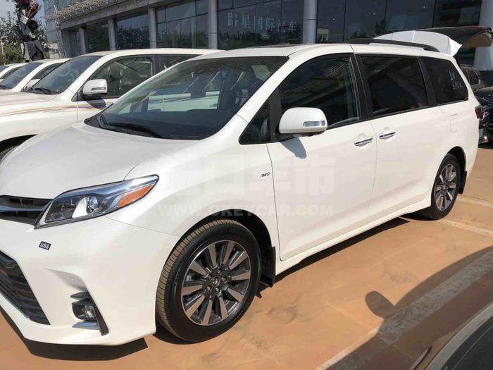 90c8d4a5cfa44db9b4422ec8a7e8fc76