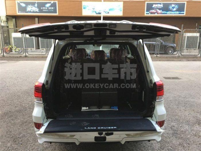 f_900x675_0_q87_autohomecar__ChsEmV50ux2AcUv-AAIBinNNMc8786