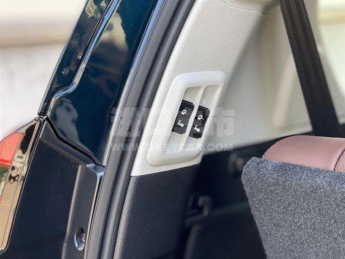 f_900x675_0_q87_autohomecar__ChwFlF7k5S2Adiz_AAG3u4_QWCg882