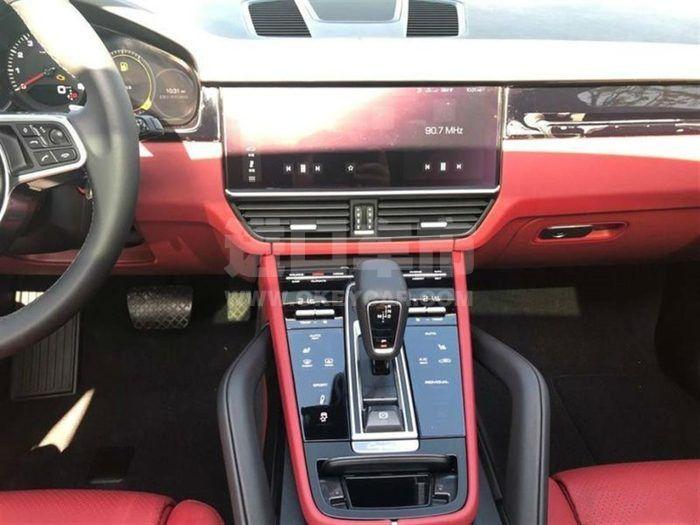 f_900x675_0_q87_autohomecar__ChsEkF7pwYaABbfMAAGnryJubow484