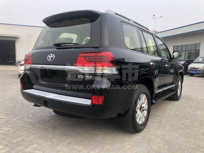 f_900x675_0_q87_autohomecar__ChsEj15V68mAfjpfAAIgQ4hFsBY513