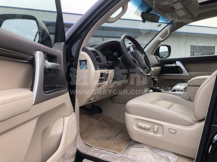 f_900x675_0_q87_autohomecar__ChcCSV5V68yAW56tAAICnwKk_4s354