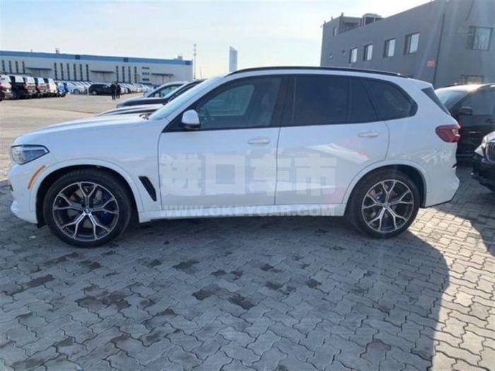 f_900x675_0_q87_autohomecar__ChsEoF58uHWAG1BJAAGv55sHZZk819