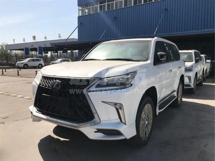 f_900x675_0_q87_autohomecar__ChsEml7cTK-AQjsvAAHRNqQg_oI813