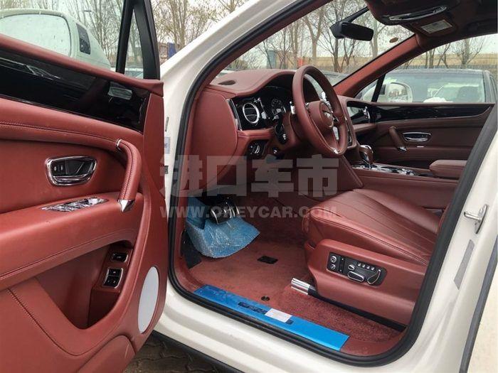 f_900x675_0_q87_autohomecar__ChcCSF5_bCeARtzLAAJACykol5I688