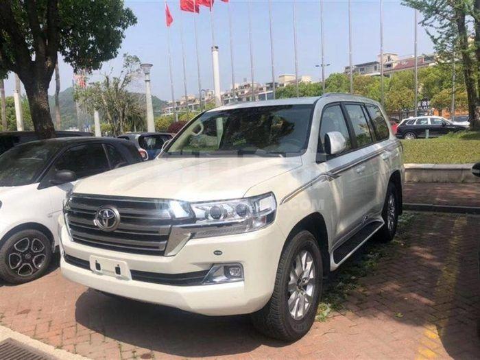 f_900x675_0_q87_autohomecar__ChsEel7pt1SAF1UXAAJPYArVquo448