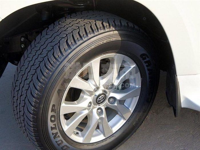 f_900x675_0_q87_autohomecar__ChsEfF7cS2mAK5a6AAIcLxnbr8M700