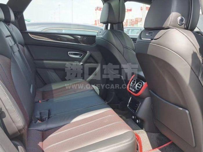 f_900x675_0_q87_autohomecar__ChsEmF7TZA6AWcN-AAMRQWGSbds178