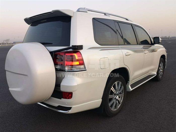 f_900x675_0_q87_autohomecar__ChcCQ14PAleAdKwaAAGbjBPettw108