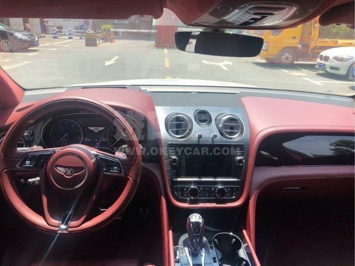 f_900x675_0_q87_autohomecar__ChsEmV7jEl6APZobAAH41hUC1CQ443