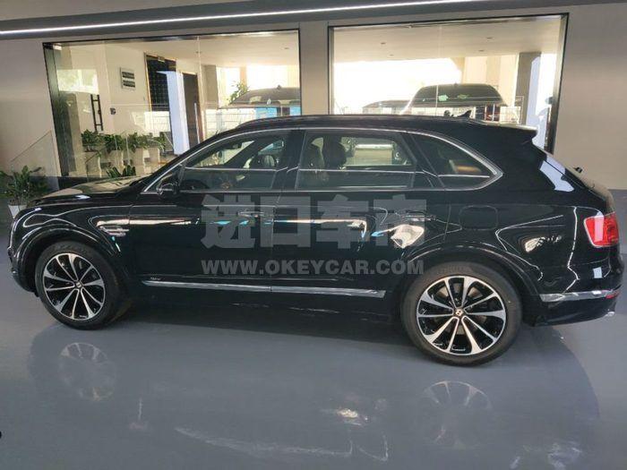 f_900x675_0_q87_autohomecar__ChwFjl67VkmAMjsEAAG4lUV2RdI939