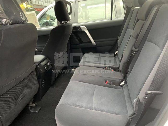 f_900x675_0_q87_autohomecar__ChsEn17E672ALY6sAAGrg8RKS5c421