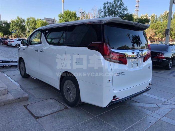 f_900x675_0_q87_autohomecar__ChsEmF7mAPiAN6XfAAJiA-KPXZo377