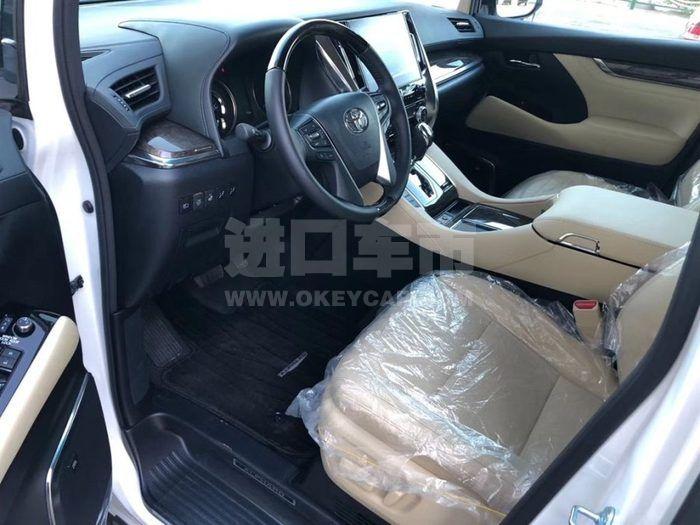 f_900x675_0_q87_autohomecar__ChwFj17mAPqAGTRlAAH3r8qXarY096