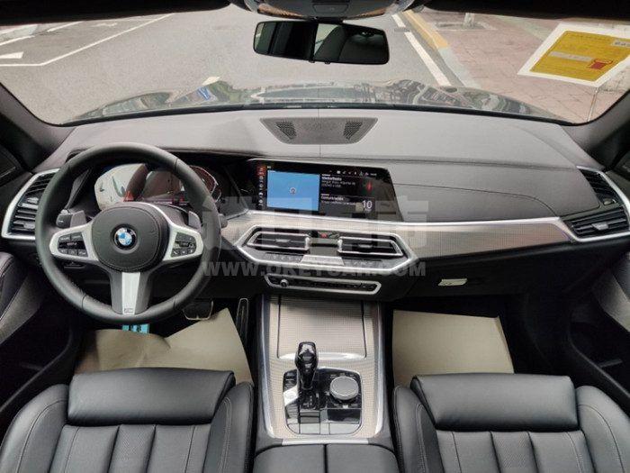 80e65d3d4c384f359daa9e26b6ab5519