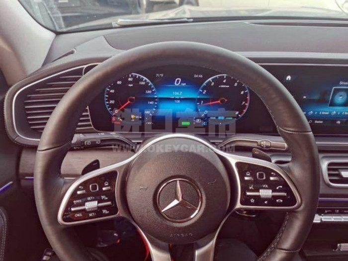 b956bb6ee20d4f5dafa1c7ade847741f