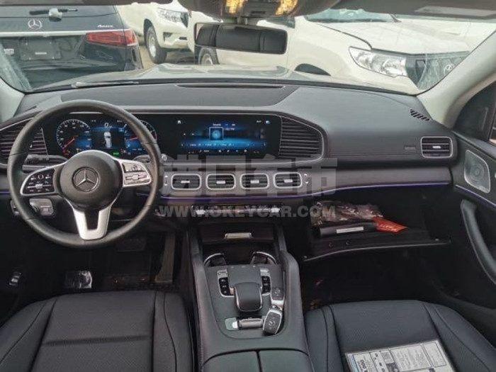 7b81f3cab81d4689953397b2c02663a0