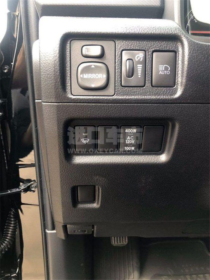 3896218ee26b4995f0b592eef1b9994