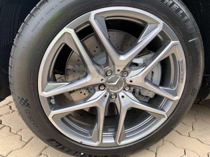 453bba6930880cd1a0895749fb15ff7