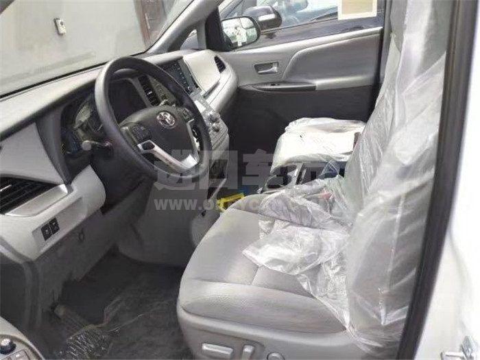 270faad7528fc98821982b4d516c574