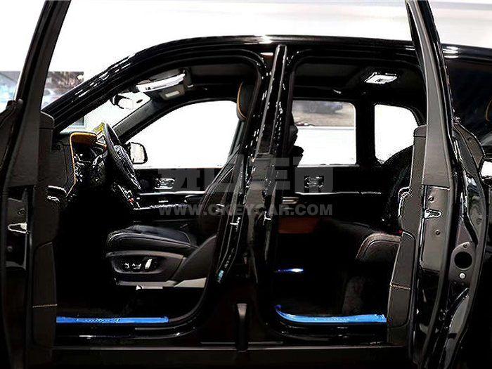 ad8e9d72f962a8574f9b6a6795d3ac9