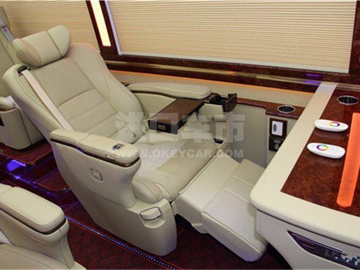 de75acb525984f9786c31a18748a7881