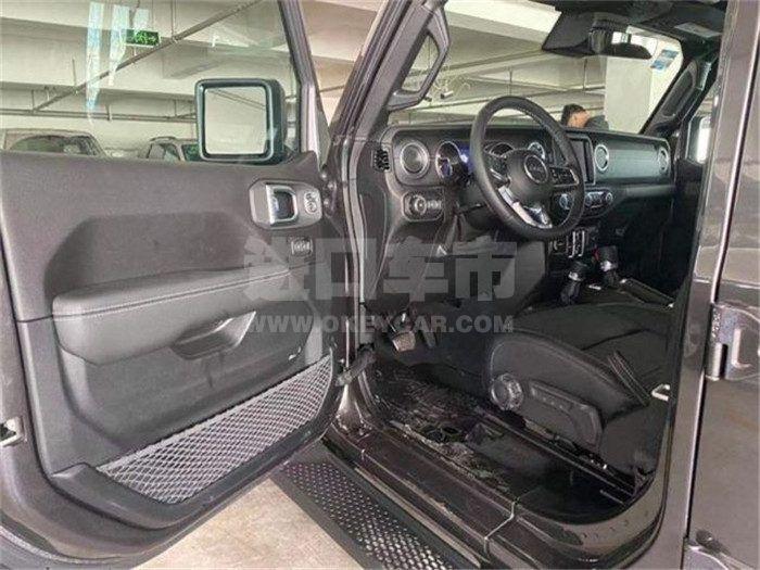 d15b3717e5c1465a2045e972da7f393d