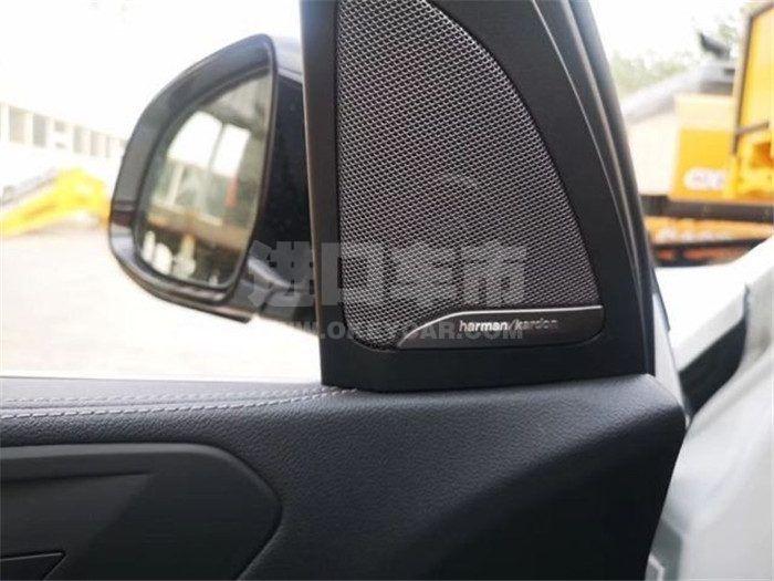 656731267fbf8ba41f4d2a61e42ba399