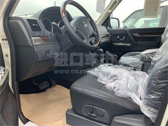 806b629e8d0520462f8b130a6a0f27c