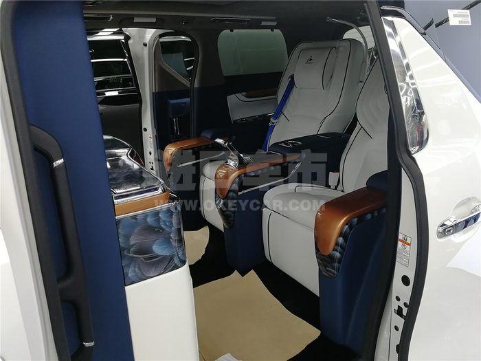 16f73a73c5e6e4e82234a801bb18e47