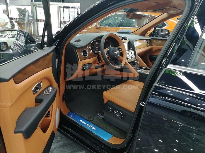 90f2a5d7576eeb0b88806ac32199b94