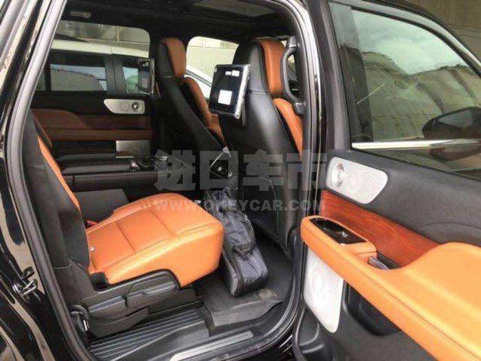 0144f10e060b4937917de97ab703aac7_副本