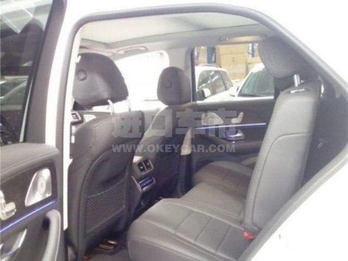 12feaa0d9b03485681005565e2c5835d