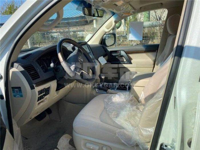 0fe2770084a44cff81a96cf9b707f633